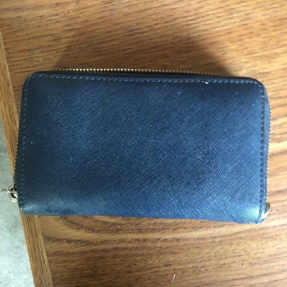 Michael Kors wallet - Picture 2 of 2